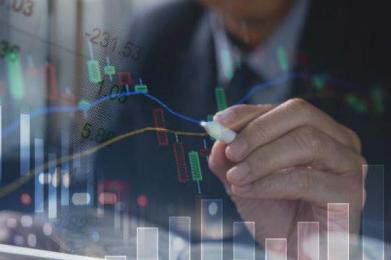 银行AI算力投入与竞争力呈显著正相关，大行、中小银行均加大投入